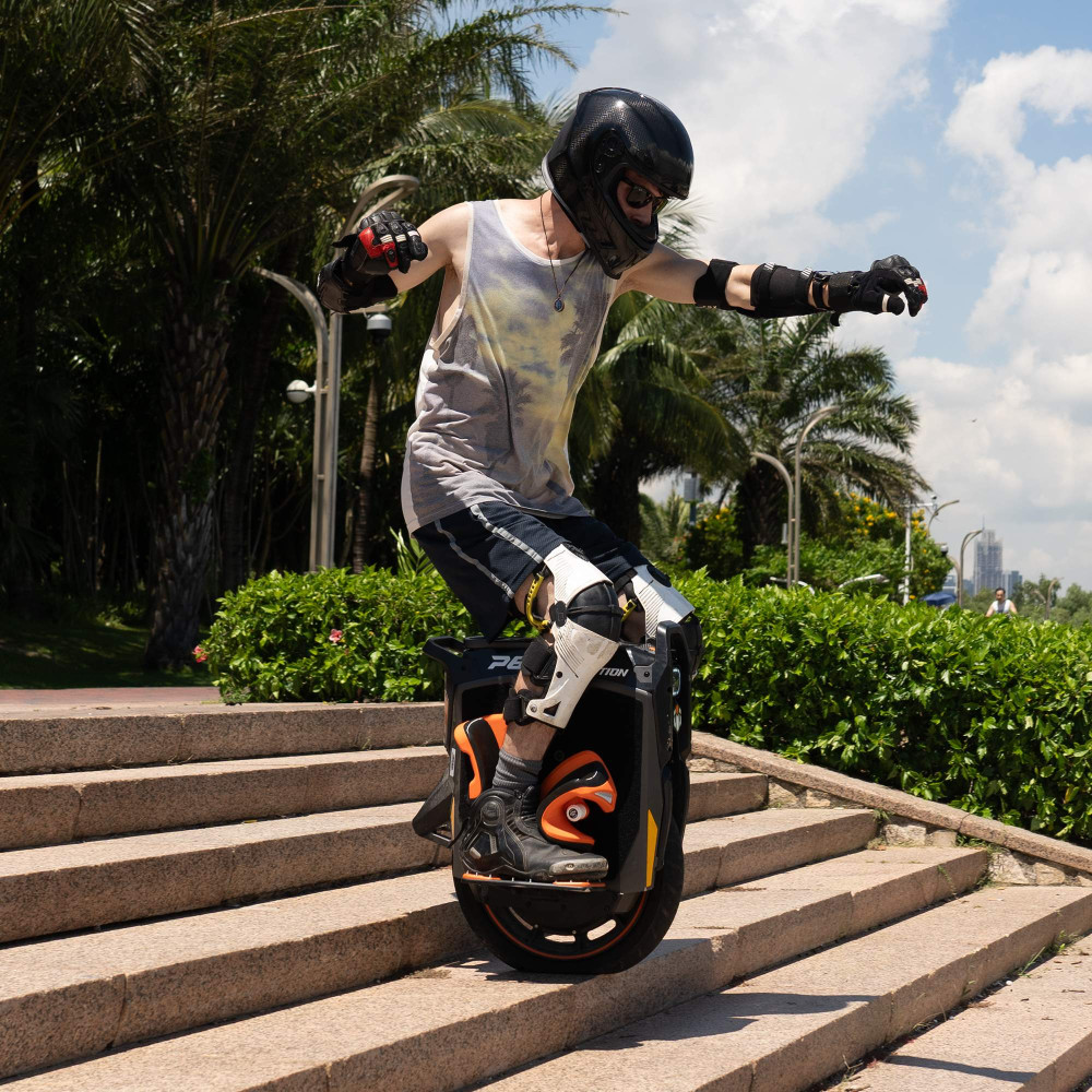 Inmotion P6 electric unicycle - Novelty for 2026