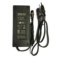 Chargeur 72V – 1.4A – Baming – Rovoron S7